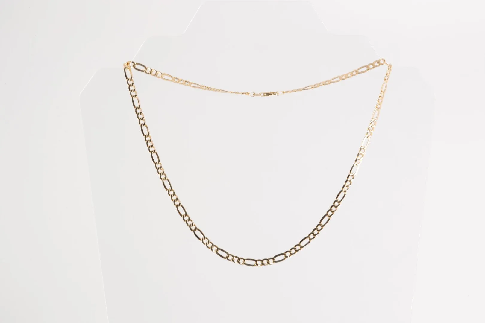 18” 14k Yellow Gold Figaro Chain Necklace (11.90g.)