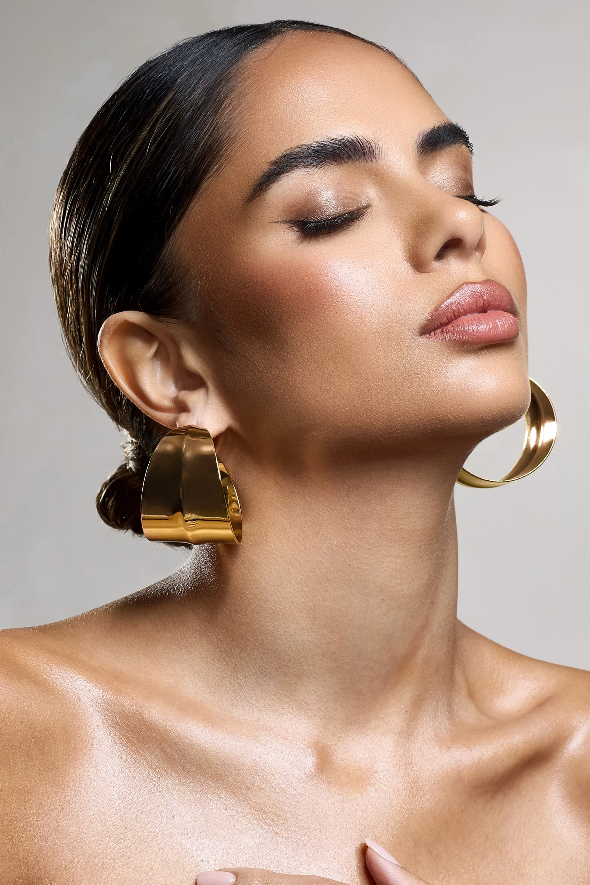 Amberly | Gold Chunky Statement Hoop Earrings