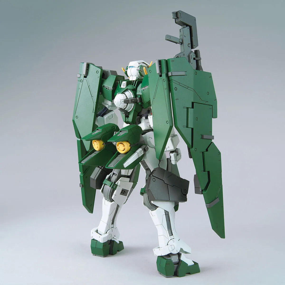 Bandai MG 1/100 Mobile Suit Gundam 00 Gundam Dynames