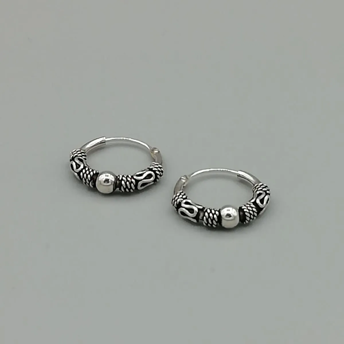 Ethnic bali hoops | 12 mm silver hoops | Tribal hoop earrings | Ear piercings | Minimalist hoops | Silver ear hoops | E98