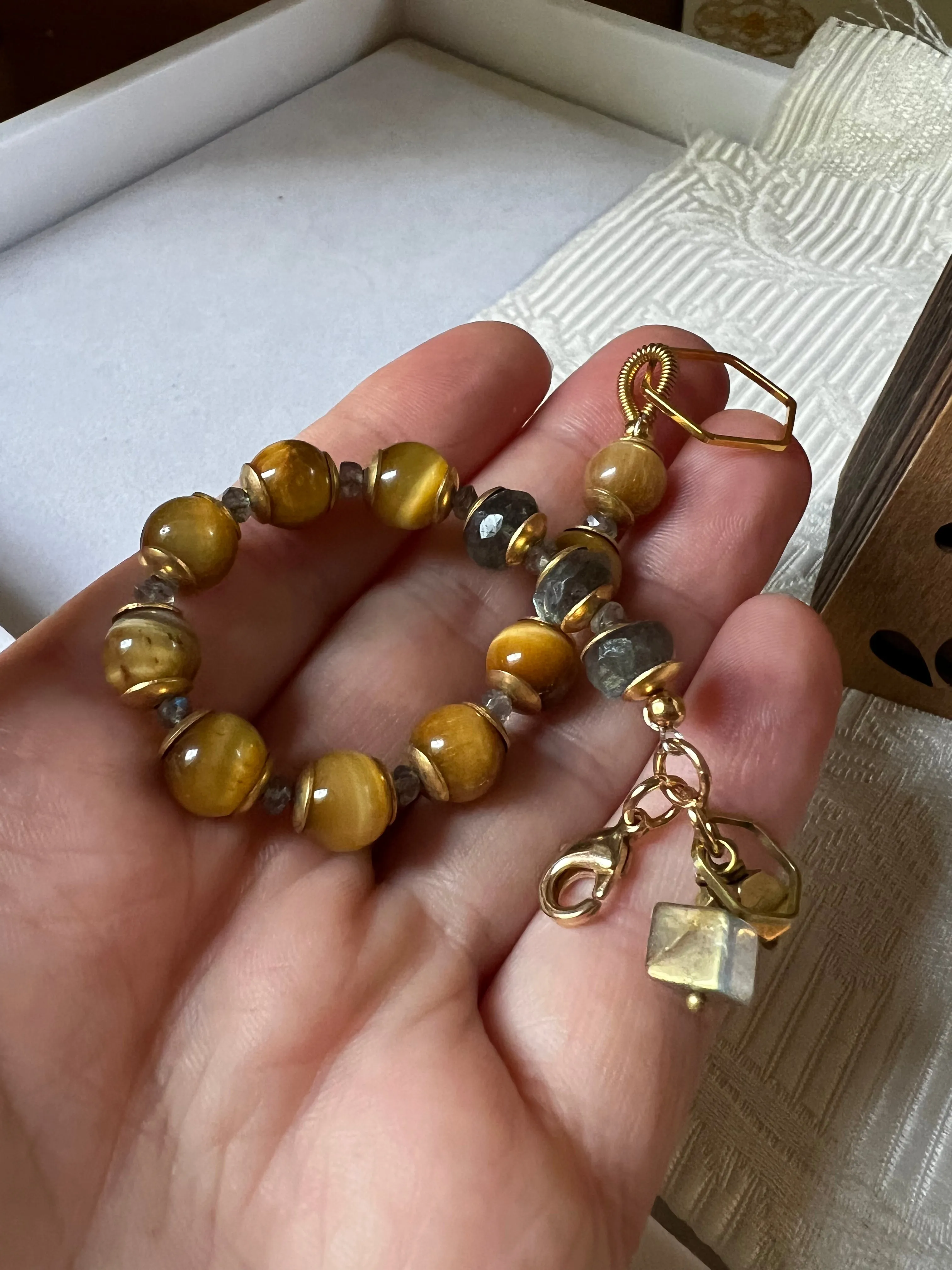 HoneyBead - Golden Honey Gemstone Bracelet