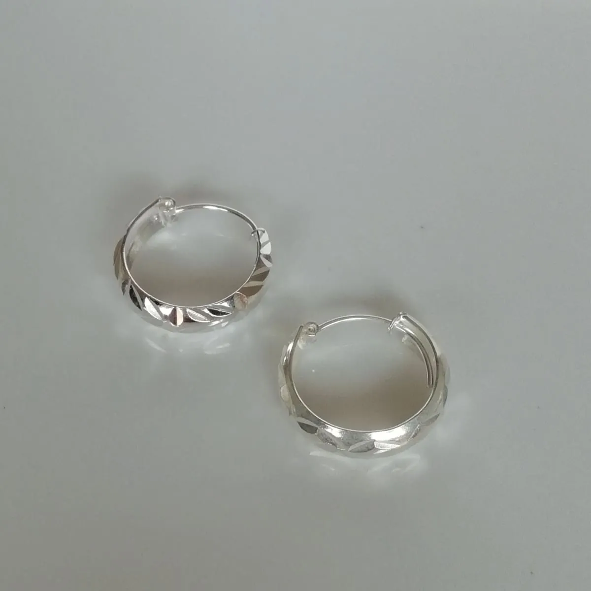 Laser engraved hoops | Silver hoop earrings | Silver jewelry | Minimalist hoops | Hoops for her | Silver ear hoops | 925 hoops | E10