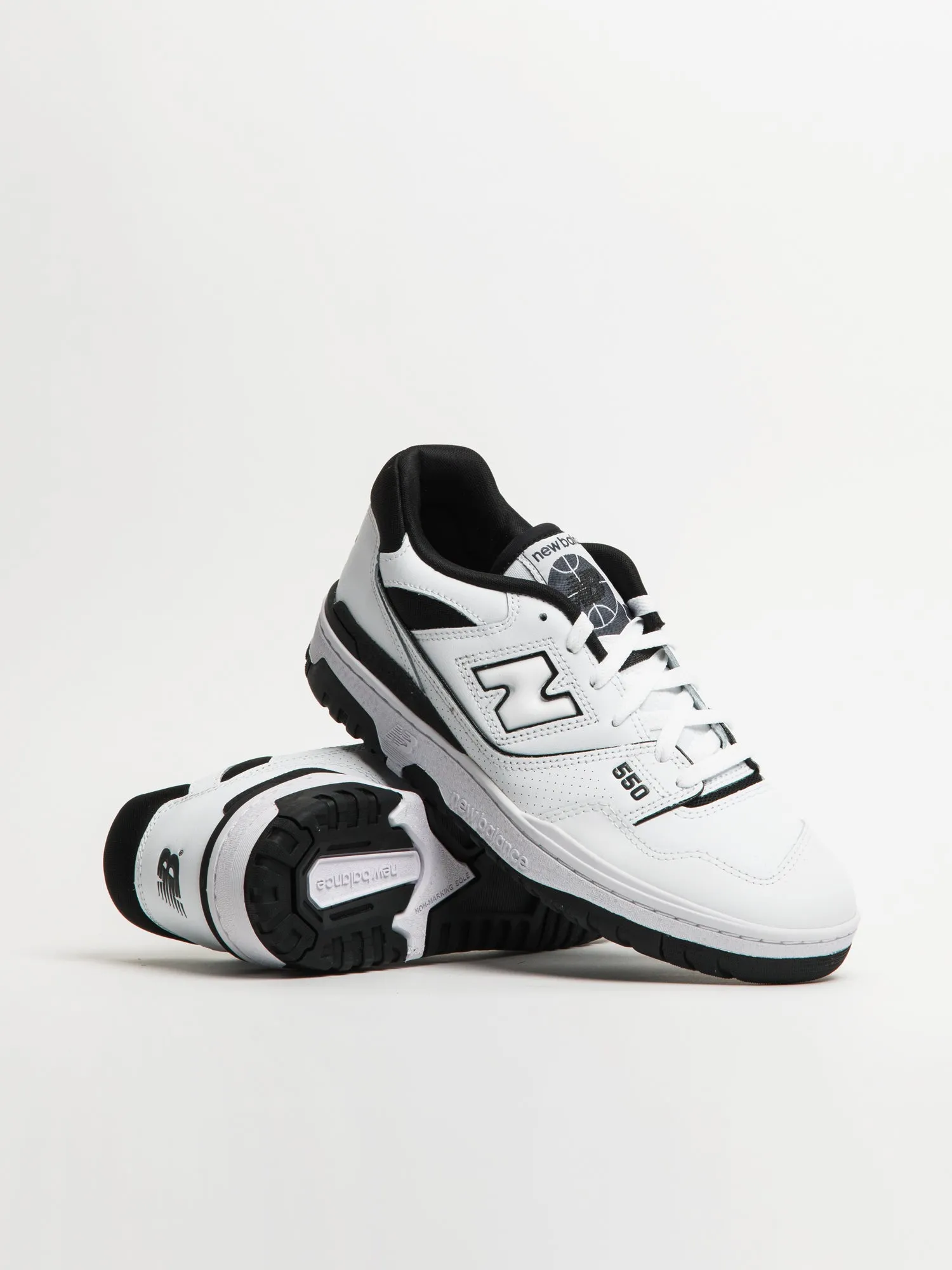 MENS NEW BALANCE THE BB550 SNEAKER