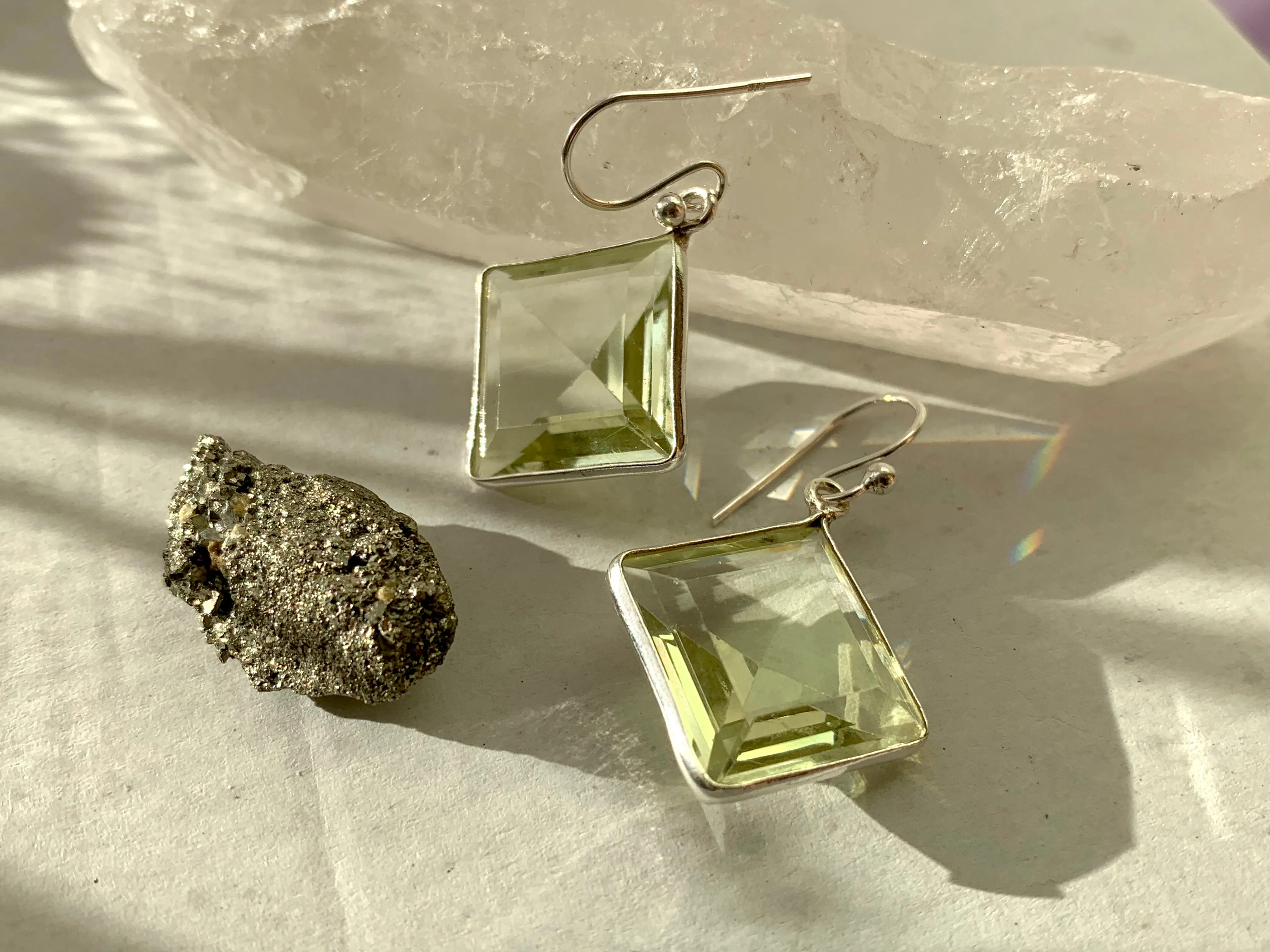 Pale Yellow Quartz Adora Earrings - Diamond Shape